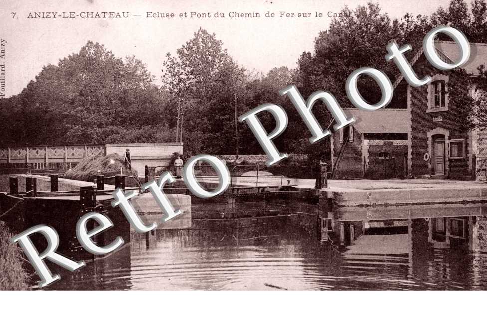 Ecluse et Pont du Chemin de Fer