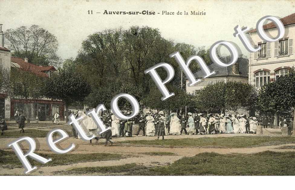 Place de la mairie (couleur)