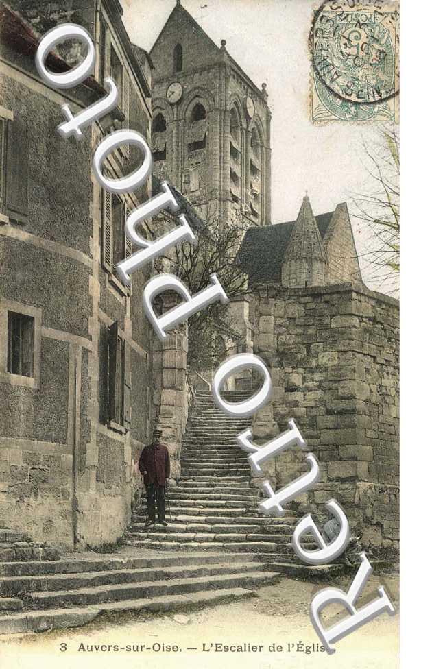 L'escalier de l'eglise (couleur)