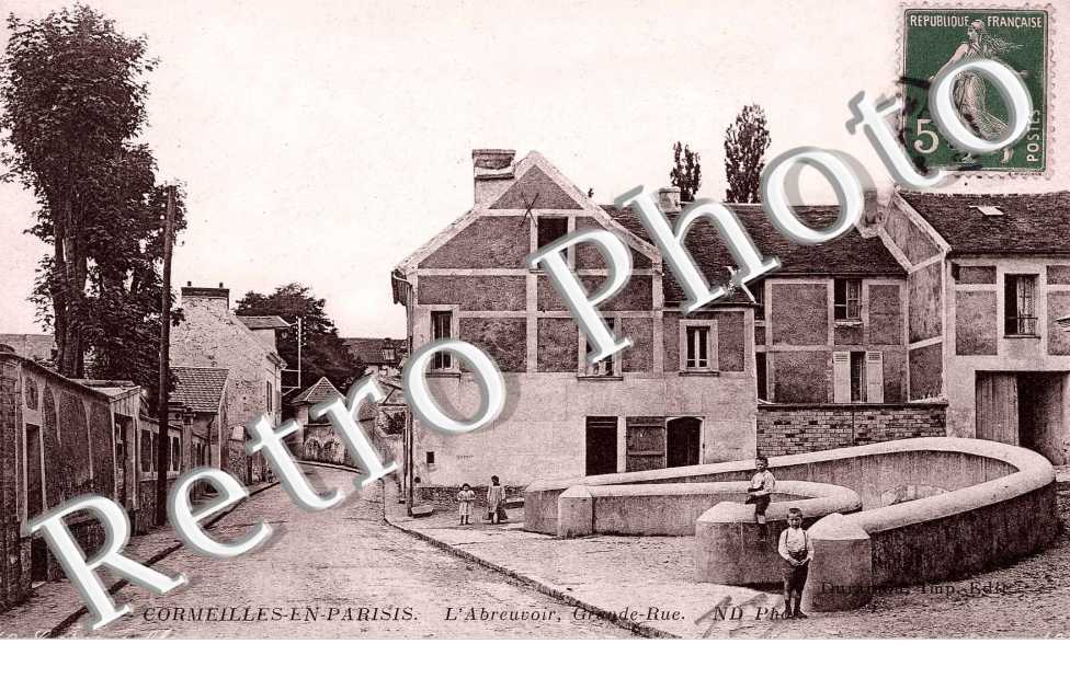 L&#039;Abreuvoir, Grande Rue