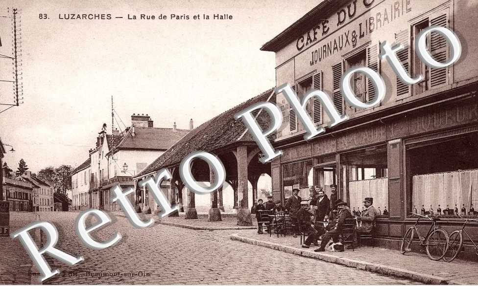 La rue de Paris et la halle