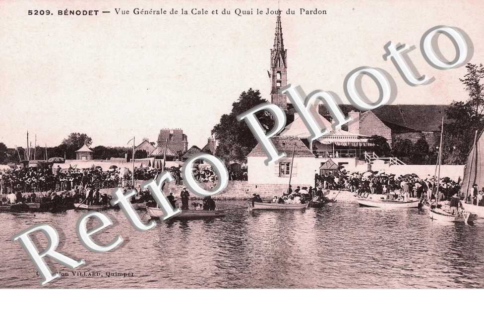 vue generale de la cale et du quai le jour du pardon