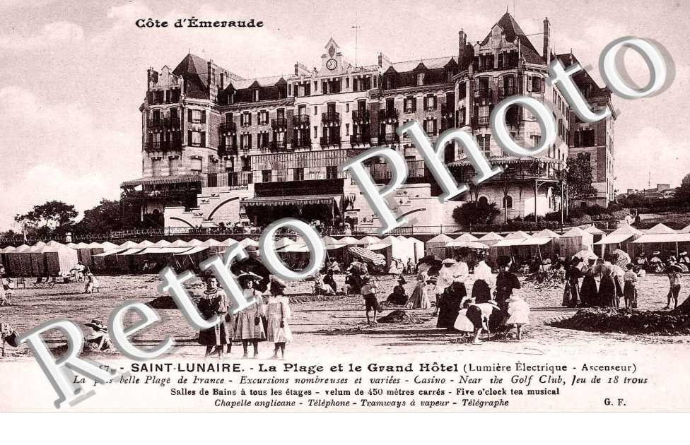 la plage et le grand hotel