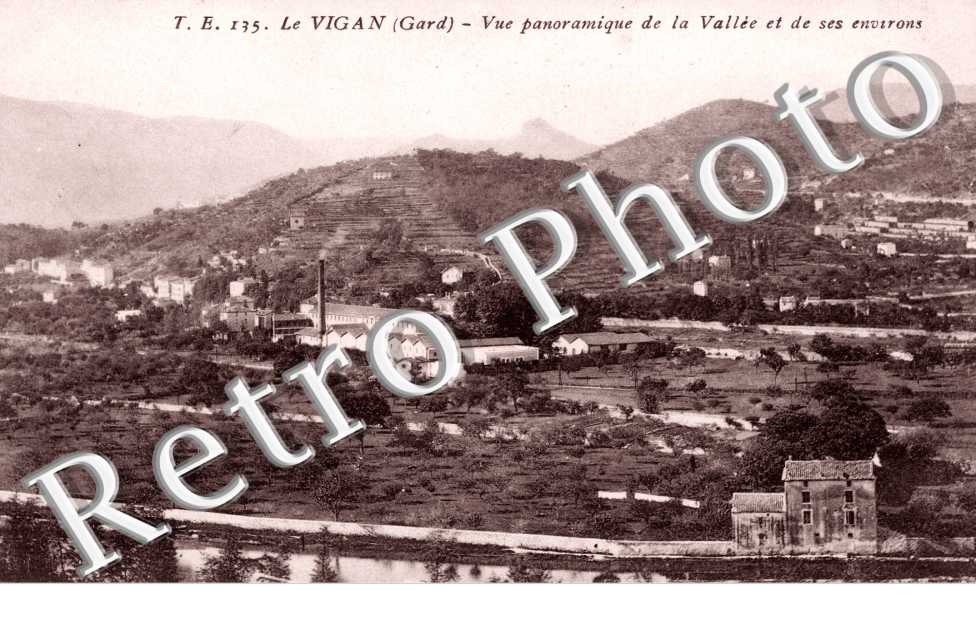 Vue panoramique de la vallee et de ses environs