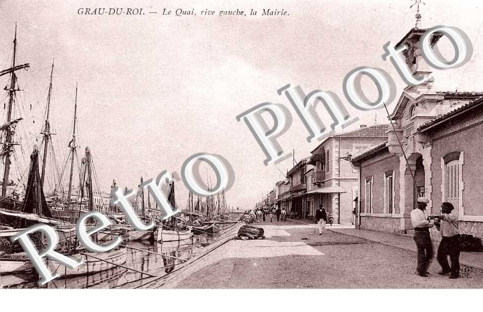 le quai, rive gauche, la mairie
