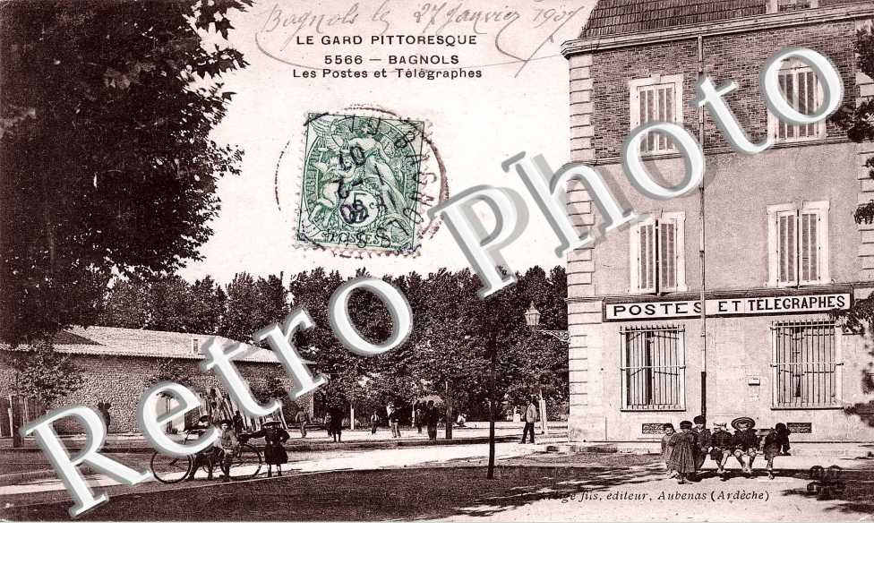 Les postes et telegraphes.