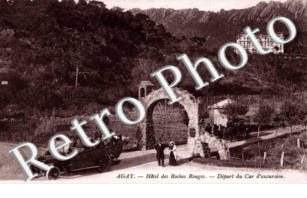 Hotel des Roches Rouges Depart du Car d&#039;excursion