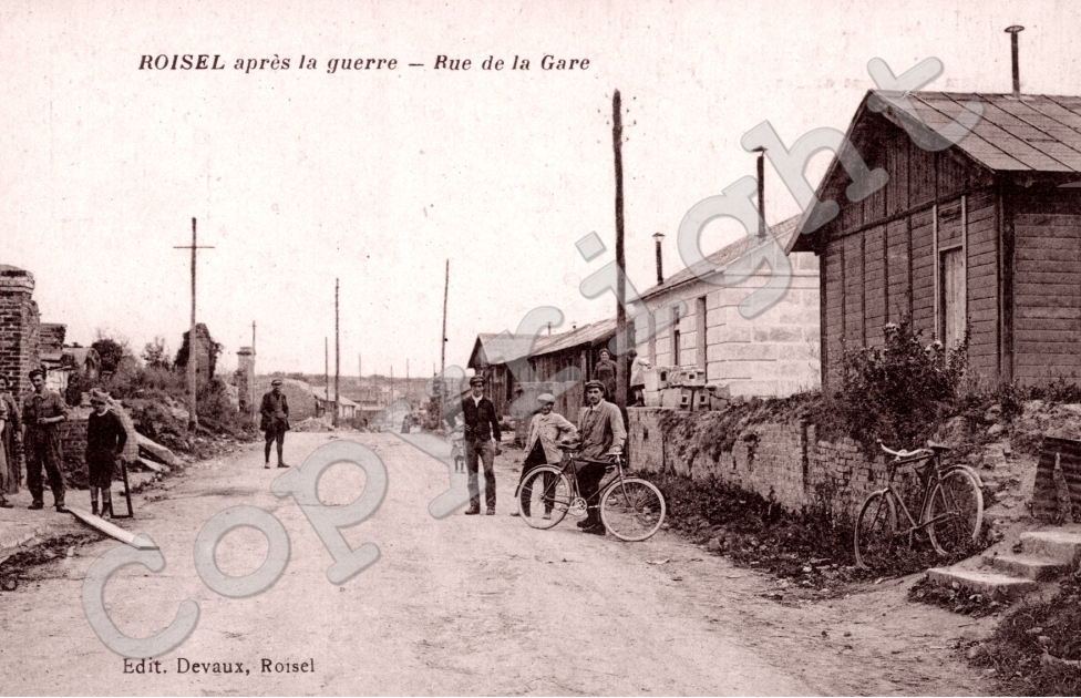 apres la guerre. rue de la gare