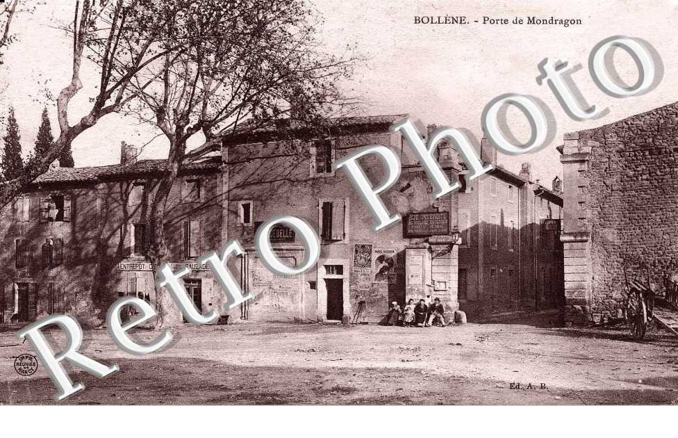 Porte de Mondragon