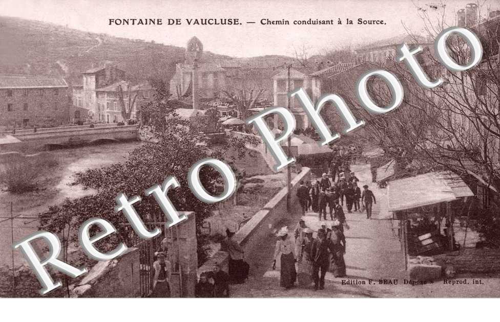 CHEMIN CONDUISANT A LA SOURCE