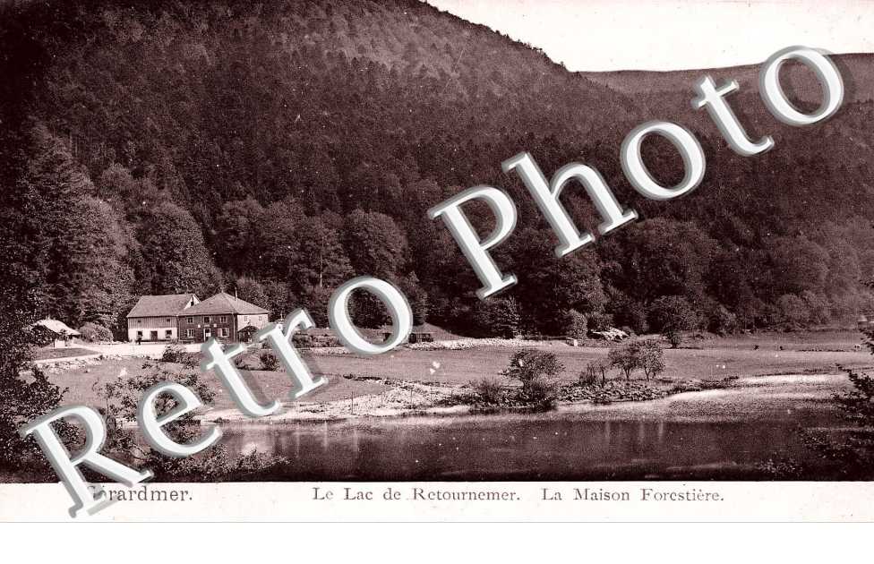 Le lac et la maison forestiere de Retournemer