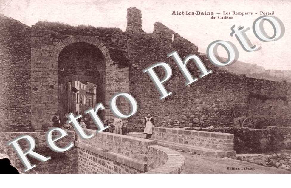 Les remparts - Portail de Cadene