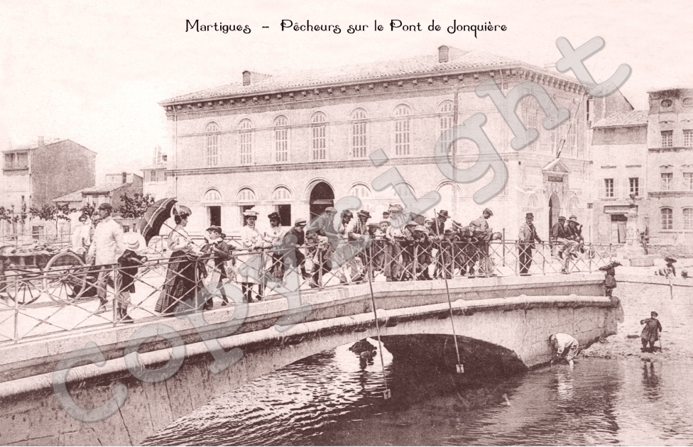 pecheurs au trident sur le pont de jonquiere