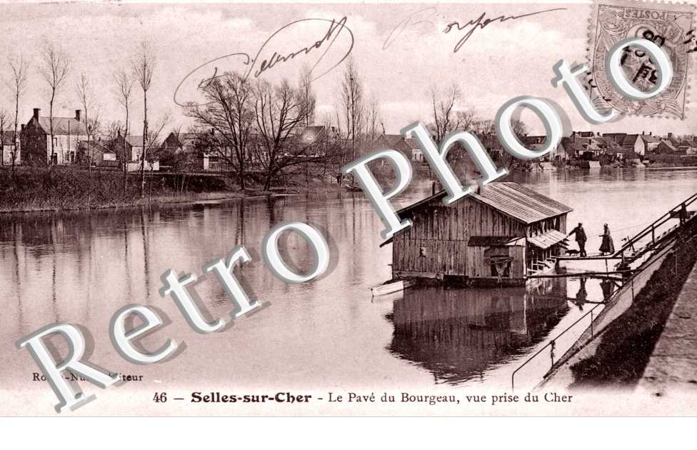 le Pave du Bourgeau, Vue prise du Cher
