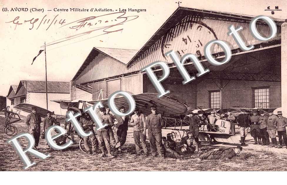 centre militaire d&#039;aviation, les hangars