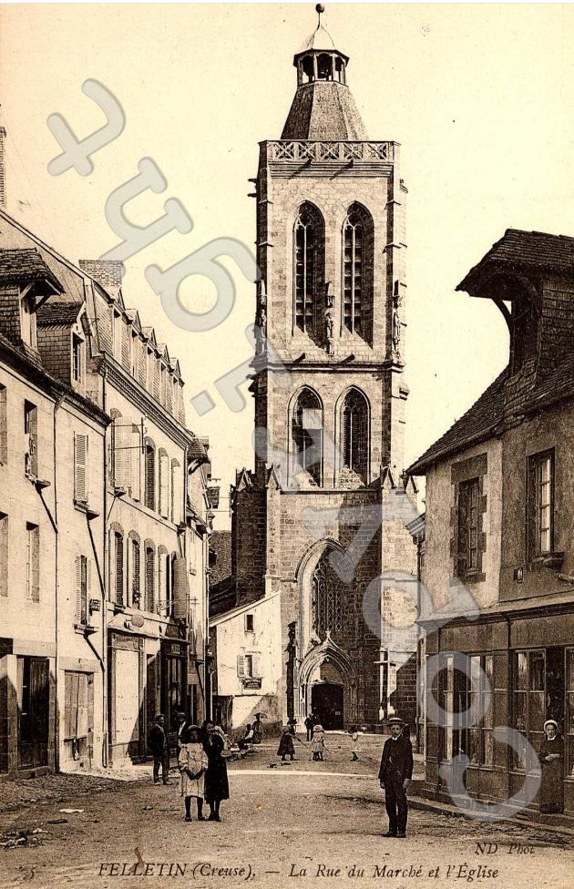 La rue du marche et l&#039;eglise