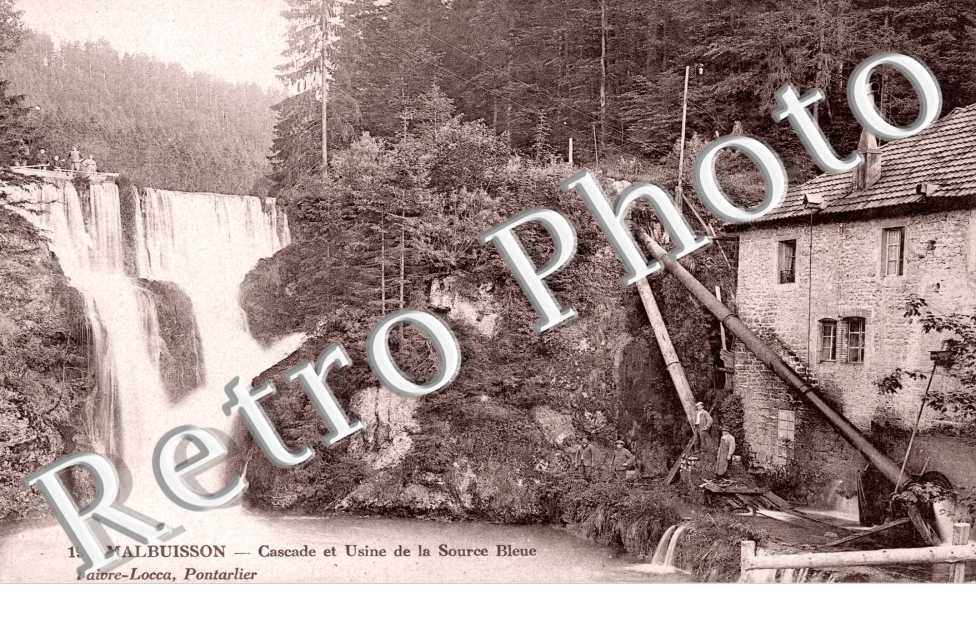 cascade et usine de la source bleue