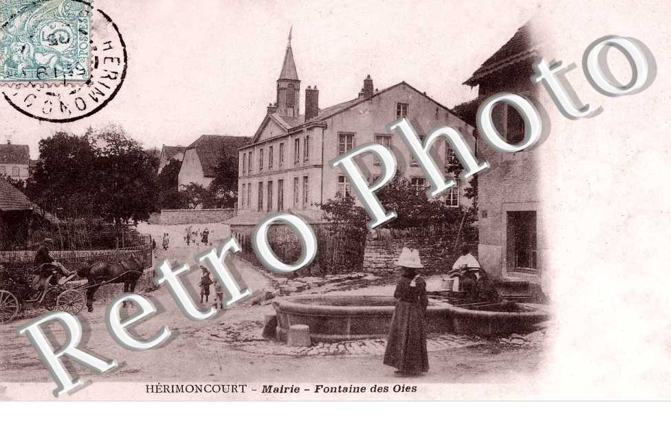 Mairie, Fontaine des Oies