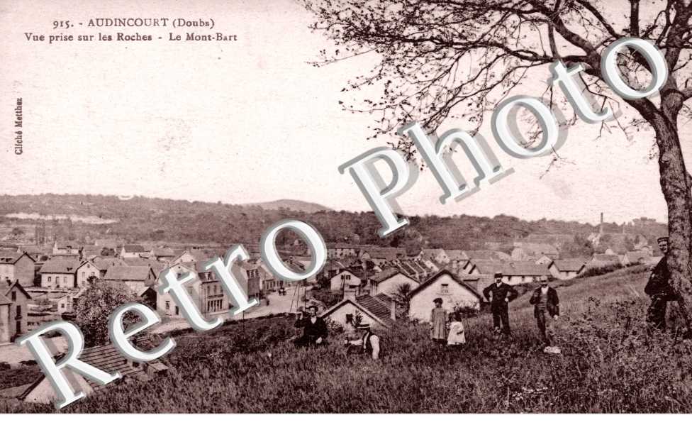 Vue prise sur les Roches, le Mont-Bart