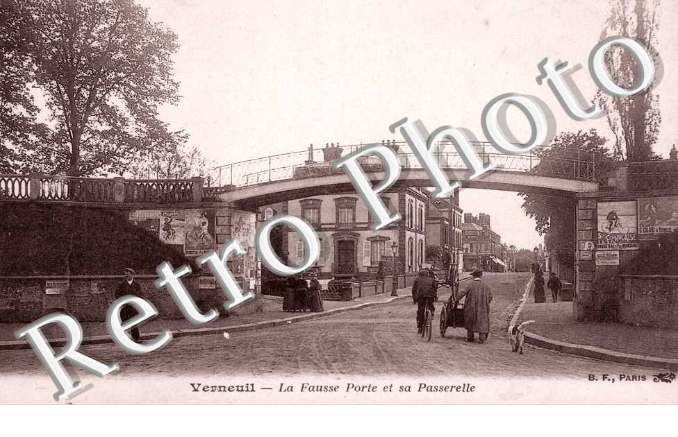 La Fausse Porte et sa Passerelle