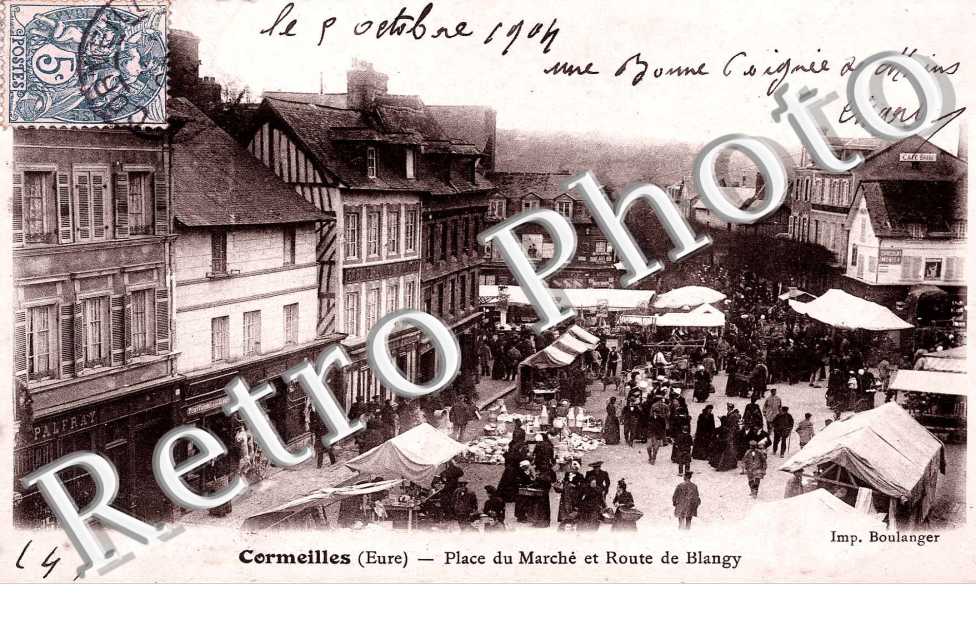 place du marche et route de Bilangy
