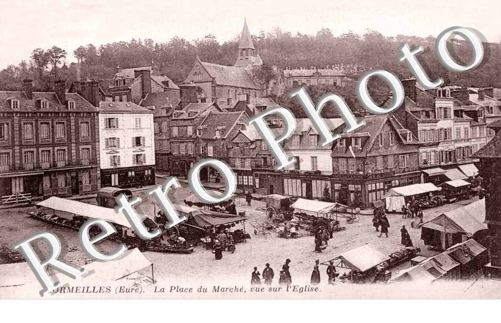 la place du marche  - vue  sur eglise