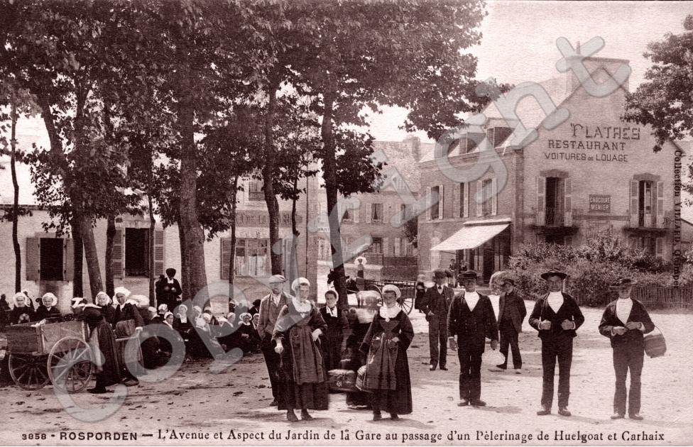 l&#039;avenue et aspect du jardin de la gare au passage d&#039;un pelerinage de huelgoat et carhaix