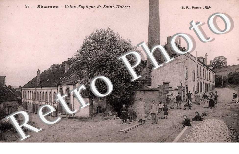 usine d&#039; optique de Saint-Hubert