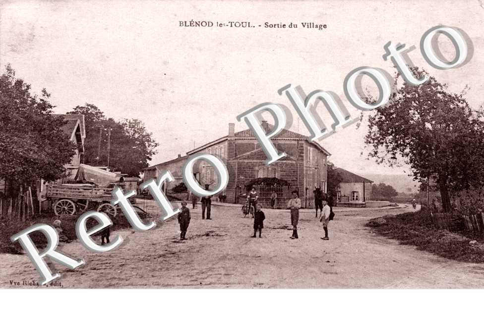 Sortie du village