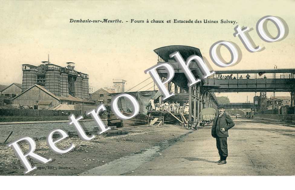 Fours a Chaux et Estacade des usines de Solvay
