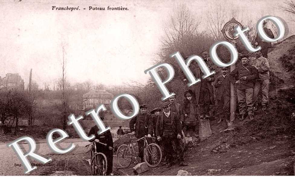 FRANCHEPRE  poteau frontiere
