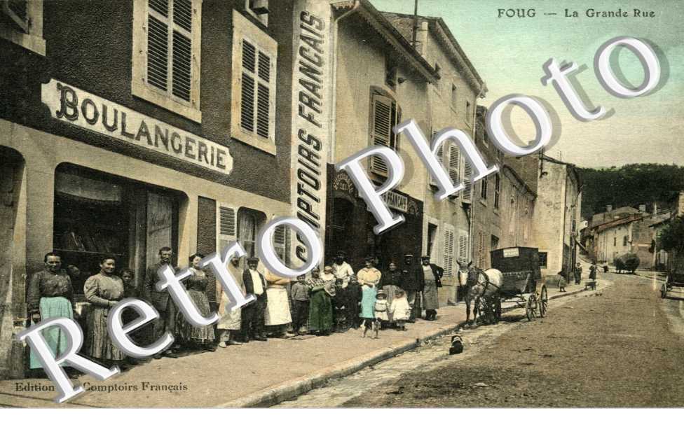 la grande rue (magasin des Comptoirs Francais Boulangerie)