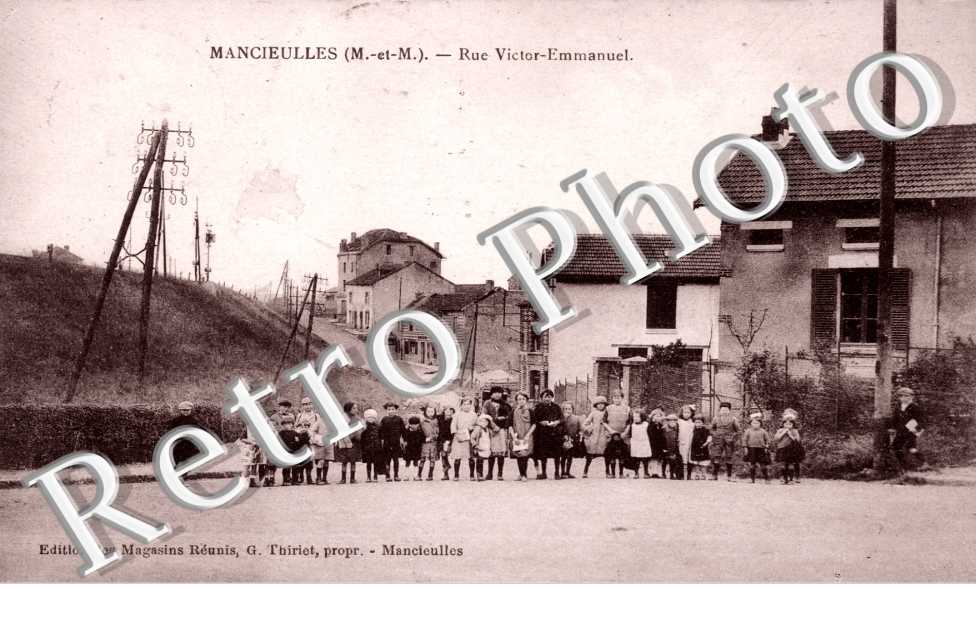 Rue Victor Emmanuel