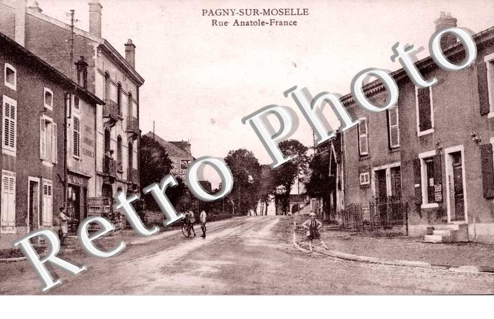 Rue Anatole-France