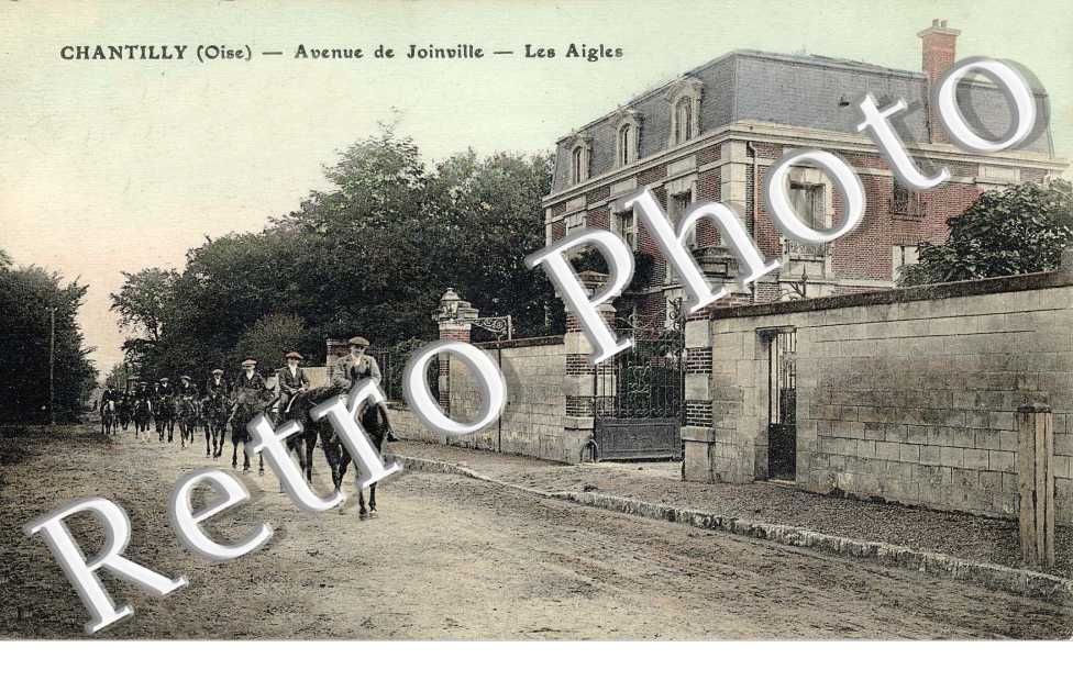 AVENUE DE JOINVILLE Les Aigles