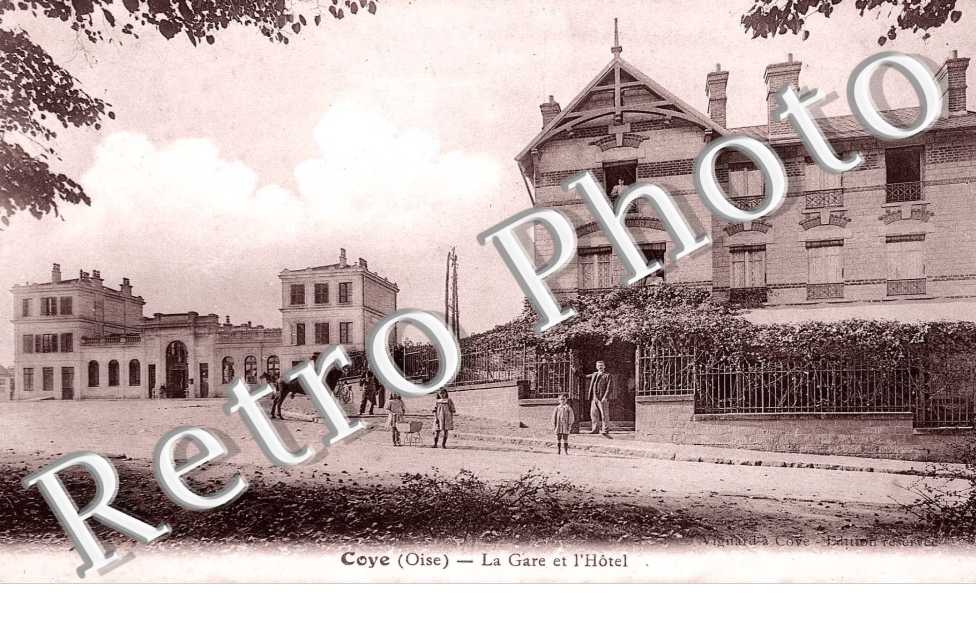 La gare et l&#039;hotel