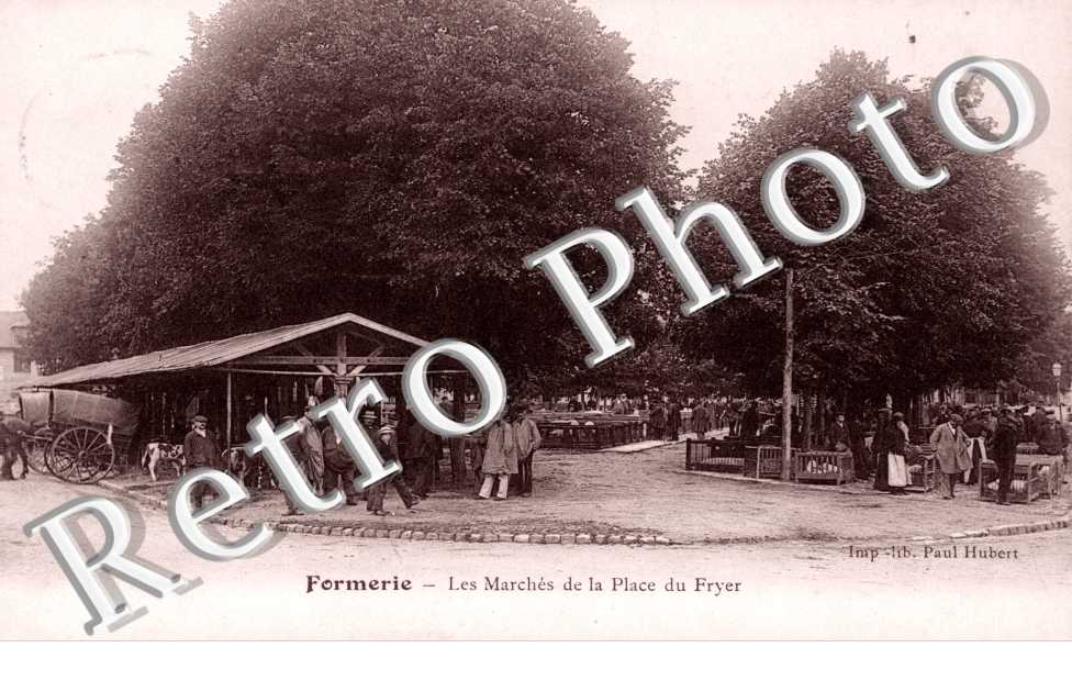 les marches de la place du Fryer