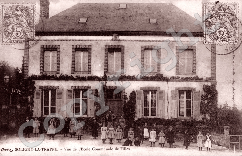 vue de l&#039;ecole communale de filles