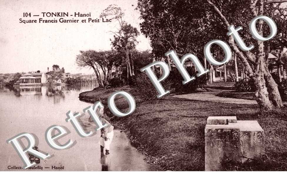 Square Francis Garnier et le Petit lac