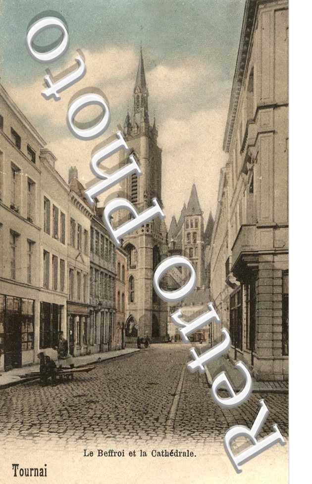 le beffroi et la cathedrale