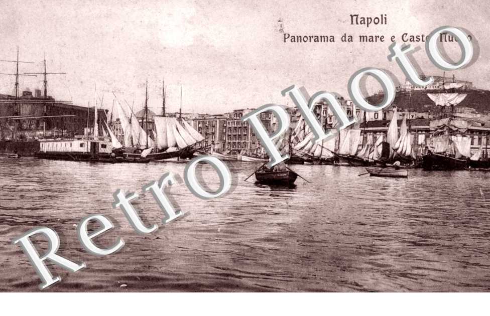 Panorama da Mare e Castel Nuovo