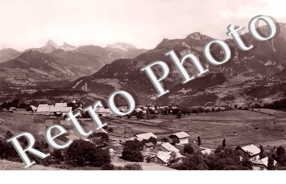 vue generale au fond, la Dent d&#039;Oche