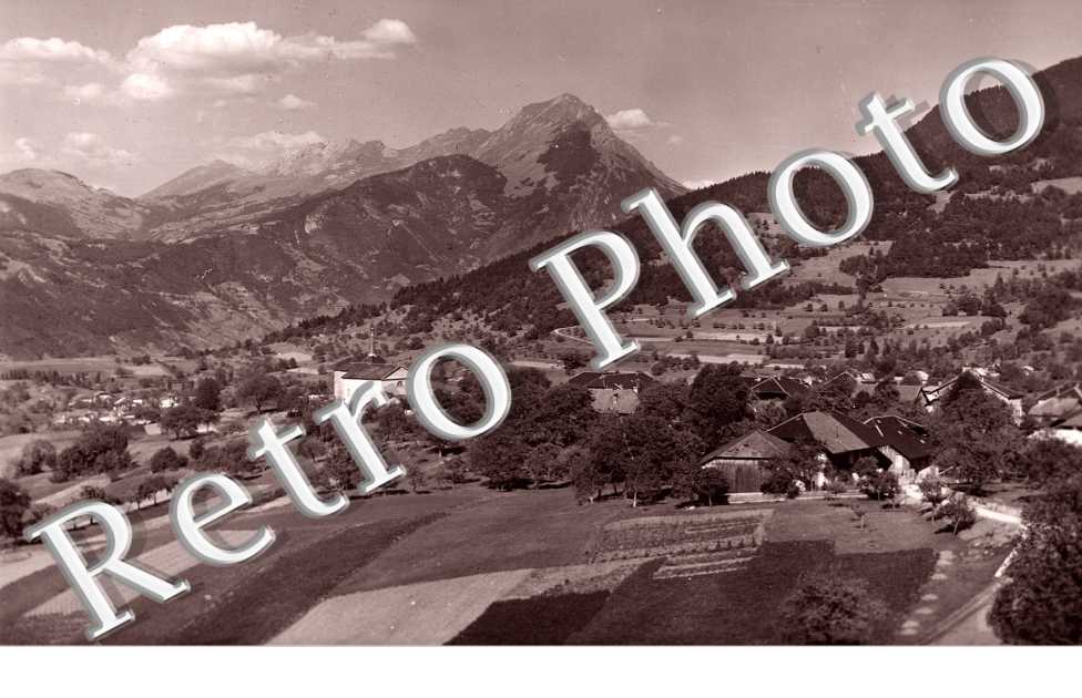 Vue generale et le Mont Charvin