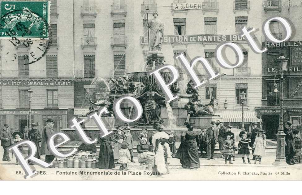 Fontaine monumentale de la Place Royale