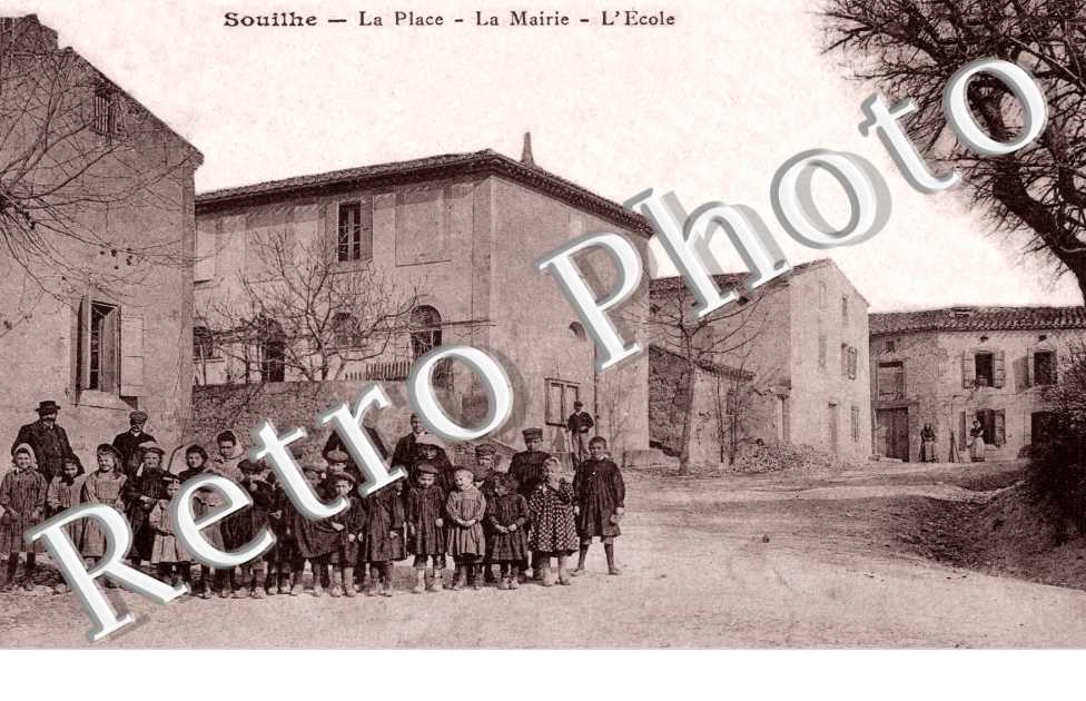 la Place La mairie L&#039;ecole