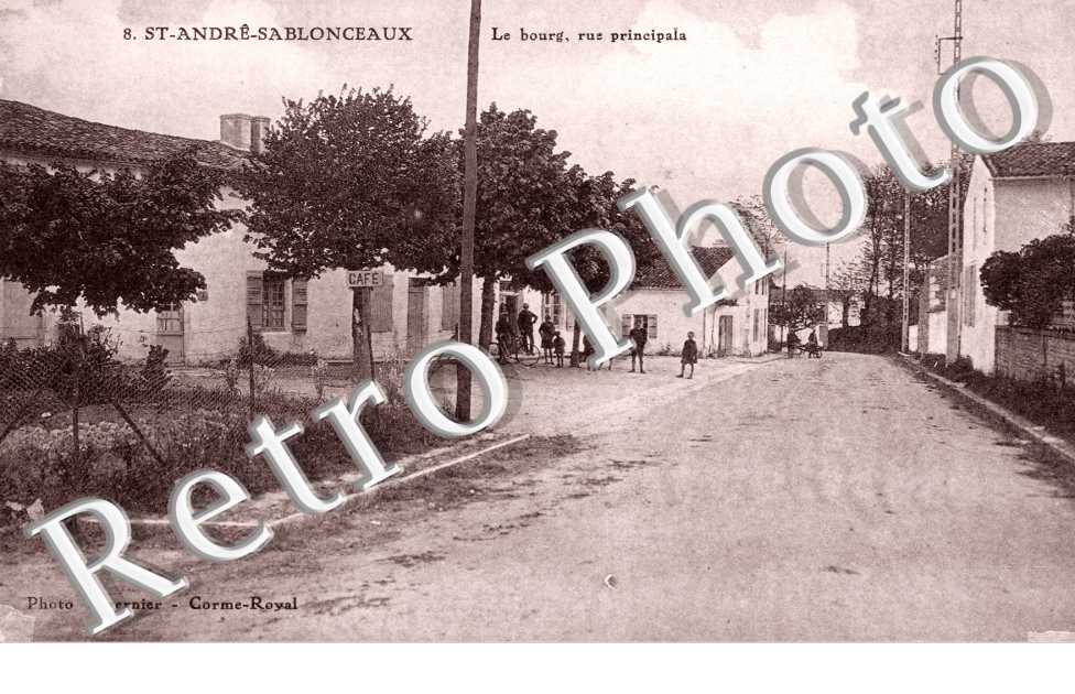 SAINT-ANDRE-SABLONCEAUX  -  le bourg rue principale