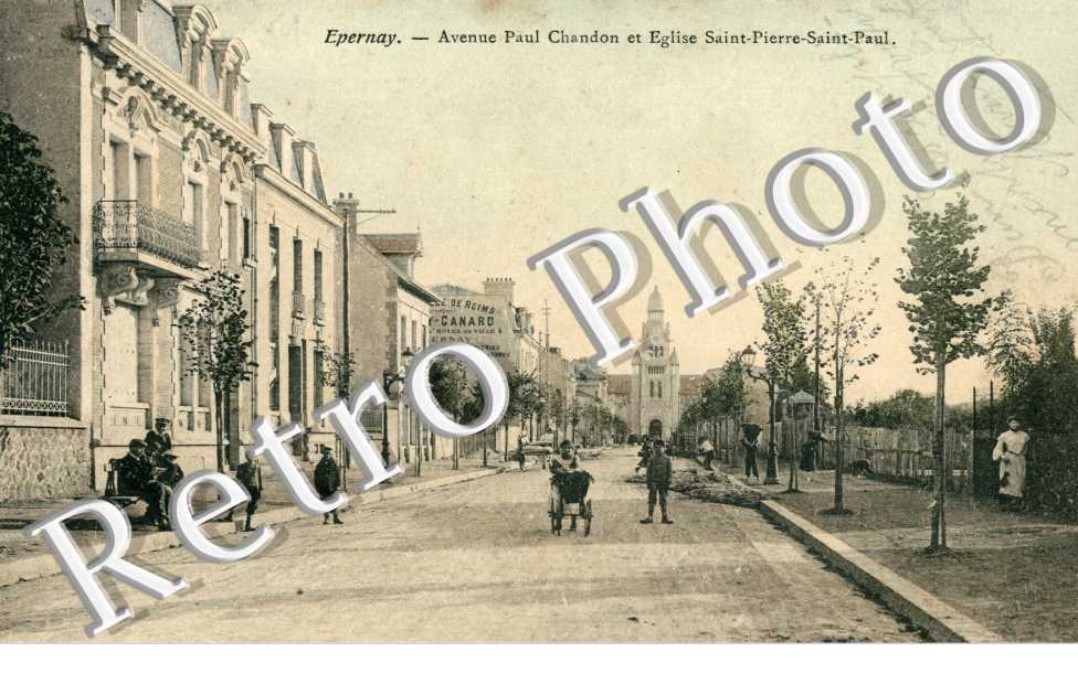 avenue Paul Chandon et eglise Saint-Pierre-Saint-Paul
