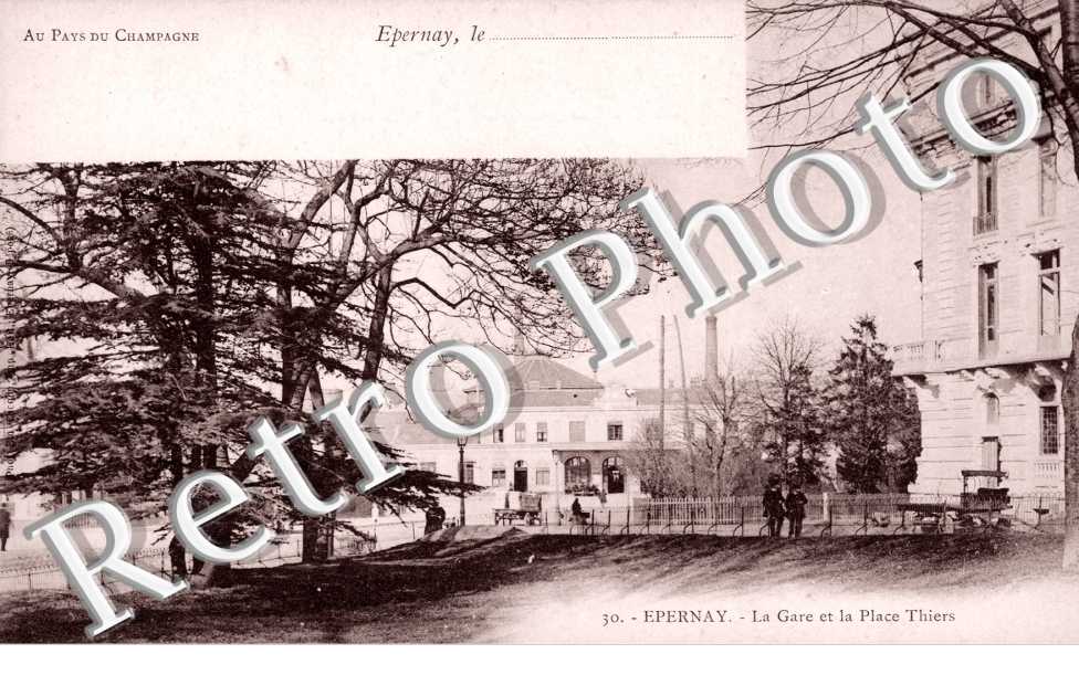 la gare et la place Thiers