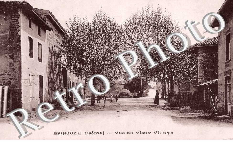 vue du VIEUX VILLAGE