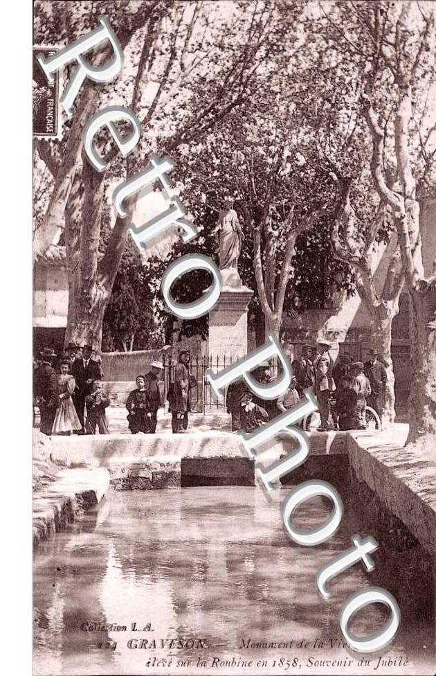 Monument de la vierge élevé sur la Roubine en 1858, souvenir du Jubilé